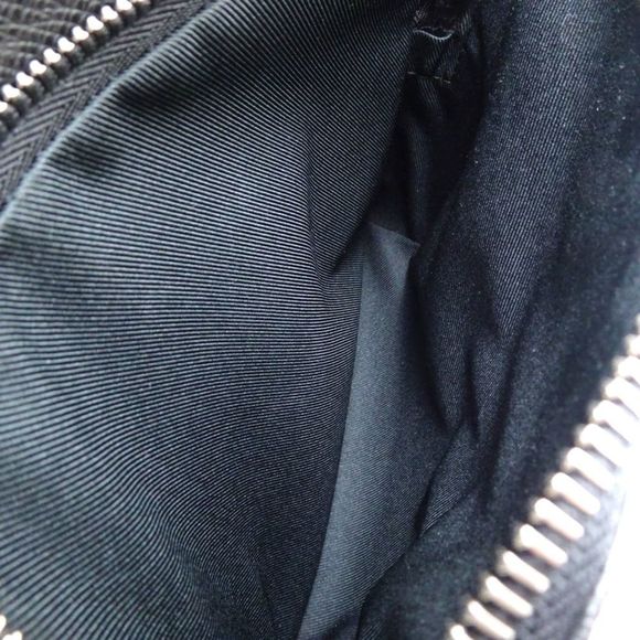LOUIS VUITTON Louis Vuitton Taiga Avenue Sling Bag M30443 Body Noir 351530 - Picture 7 of 9